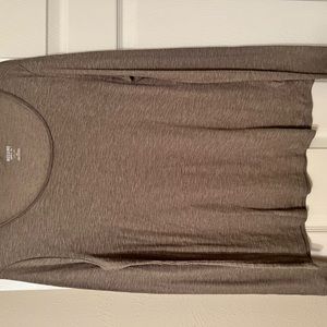 Long sleeve tee